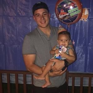 Meet your Posher, Luis